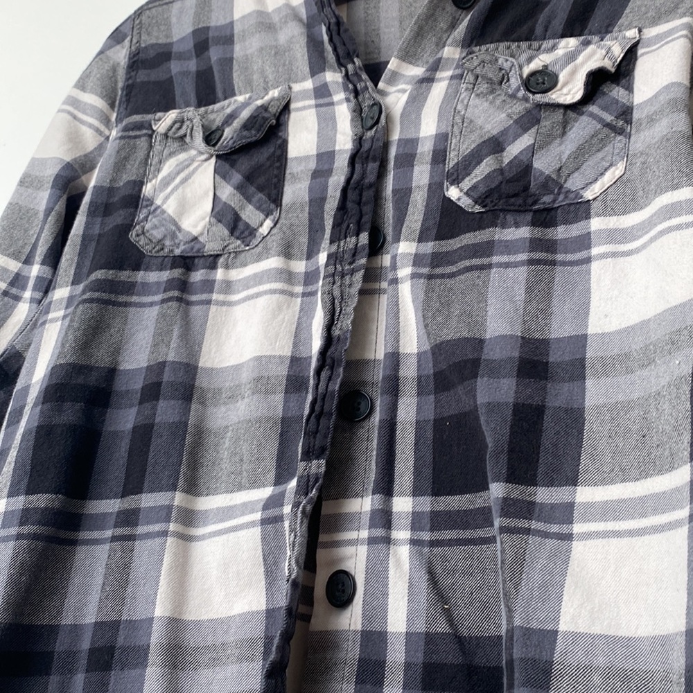 Used Roxy Plaid Shirt Size S - Picture 3 of 4